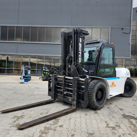 Diesel and Electric Rental Forklifts from 2 Tons to 12 Tons